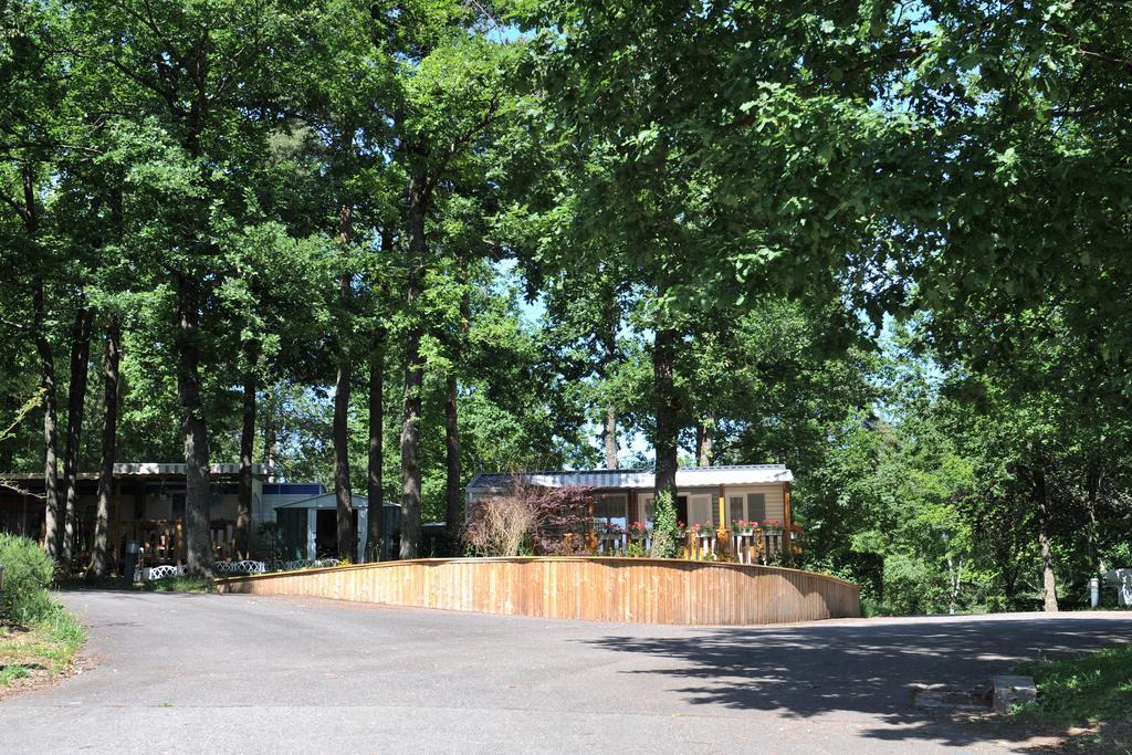 Camping Hurongues Pomeys Exterior photo